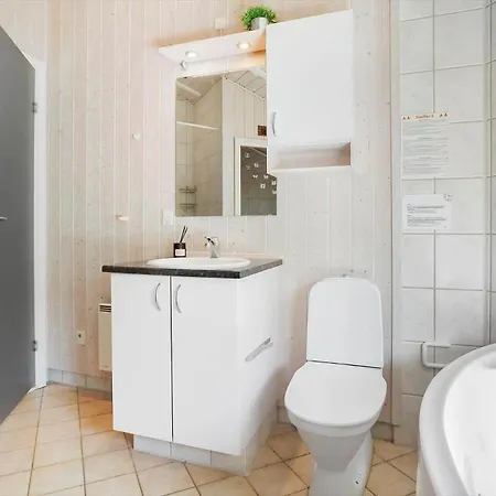 40558-juelsminde-pot-strandby-445 * Sonderby (Midtjylland)