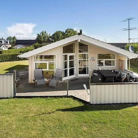 40558-juelsminde-pot-strandby-445 بيت للعطل